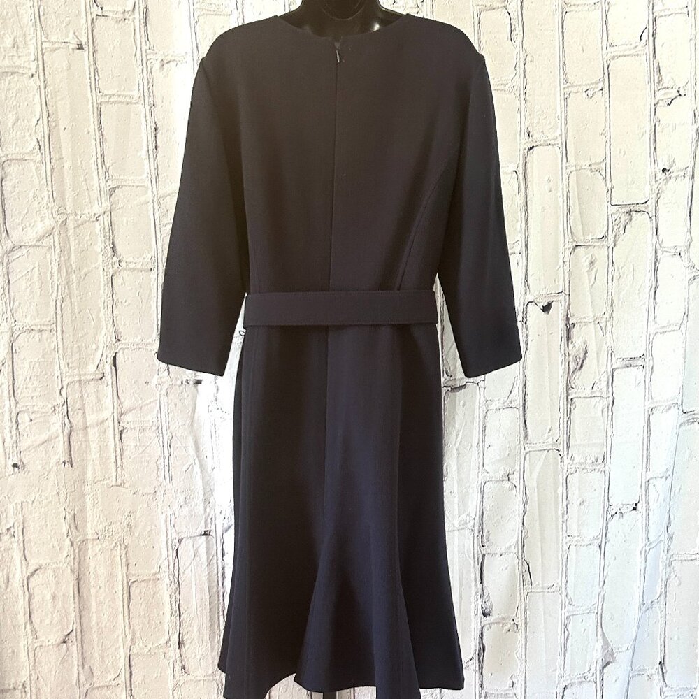 Oscar de la Renta | 3/4 Sleeve Jewel Neck Dress with Belt - Picture 4 of 16